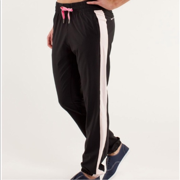 lululemon athletica Pants - Lululemon pink joggers